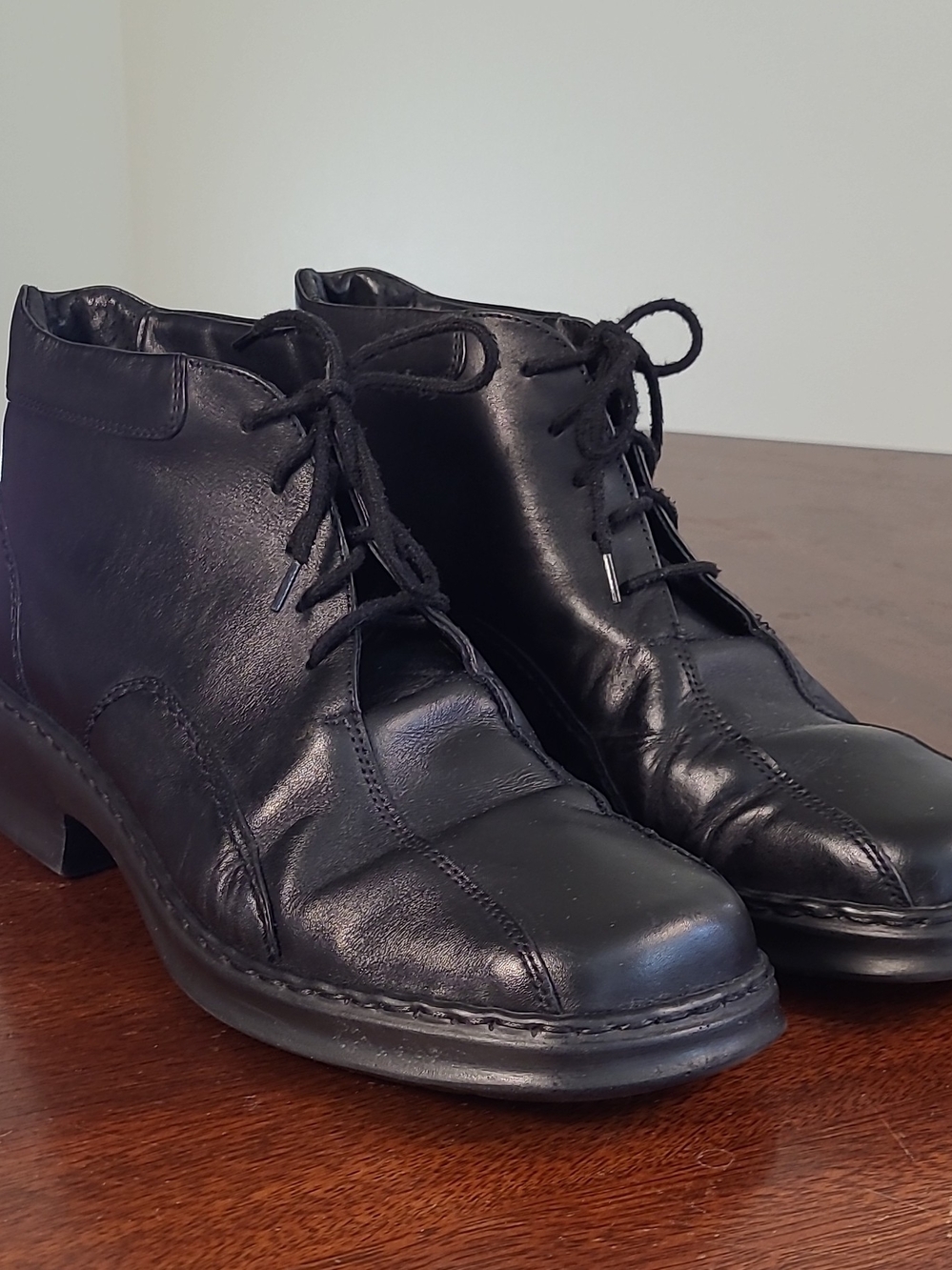Vintage Josef Seibel Black Leather Square Toe Lace-Up Men's Boot EU 42 W 11-11.5